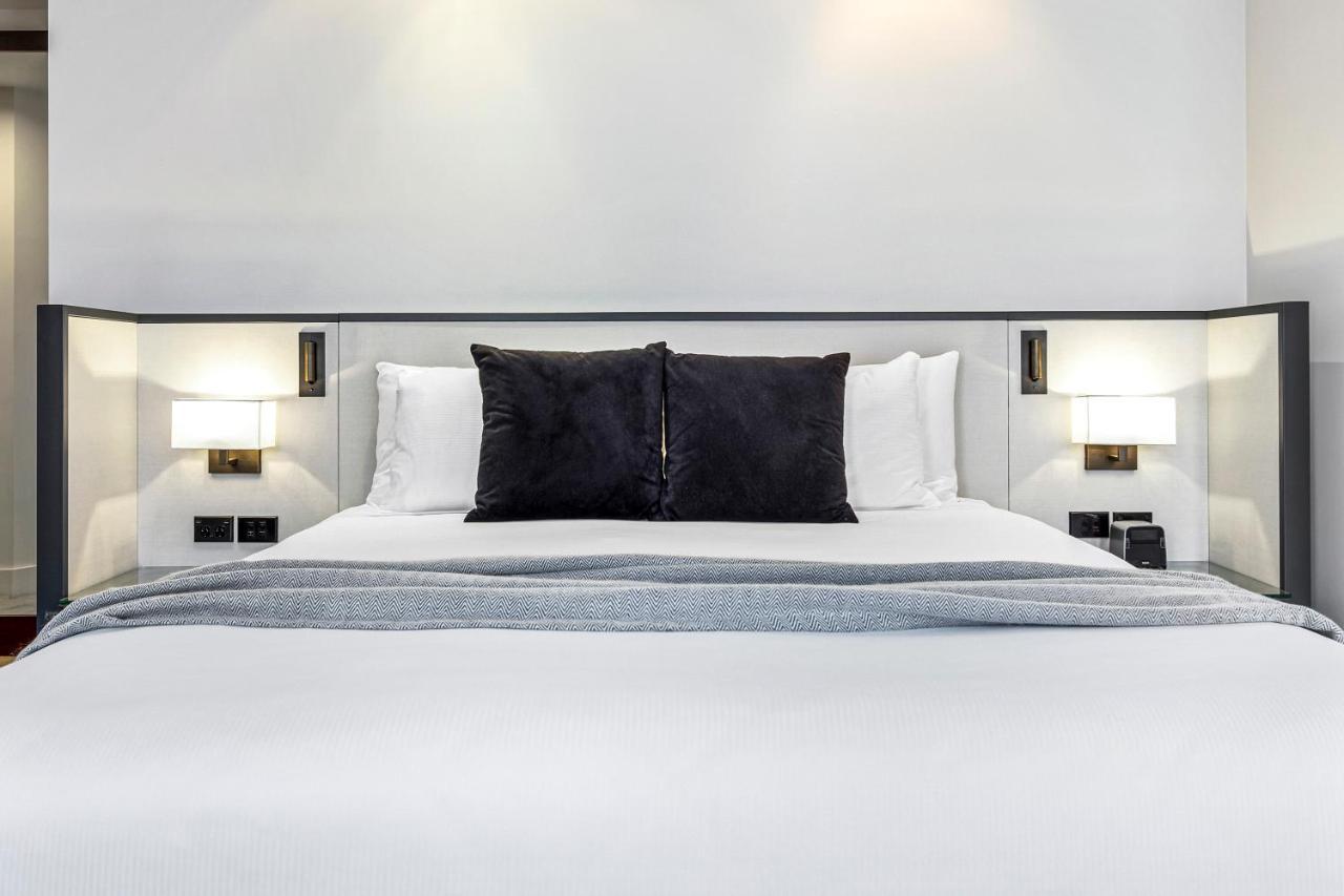 Peppers Waymouth Hotel Аделаїда Екстер'єр фото