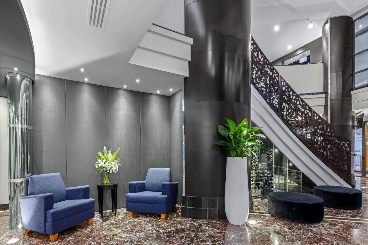 Peppers Waymouth Hotel Аделаїда Екстер'єр фото The lobby of the hotel