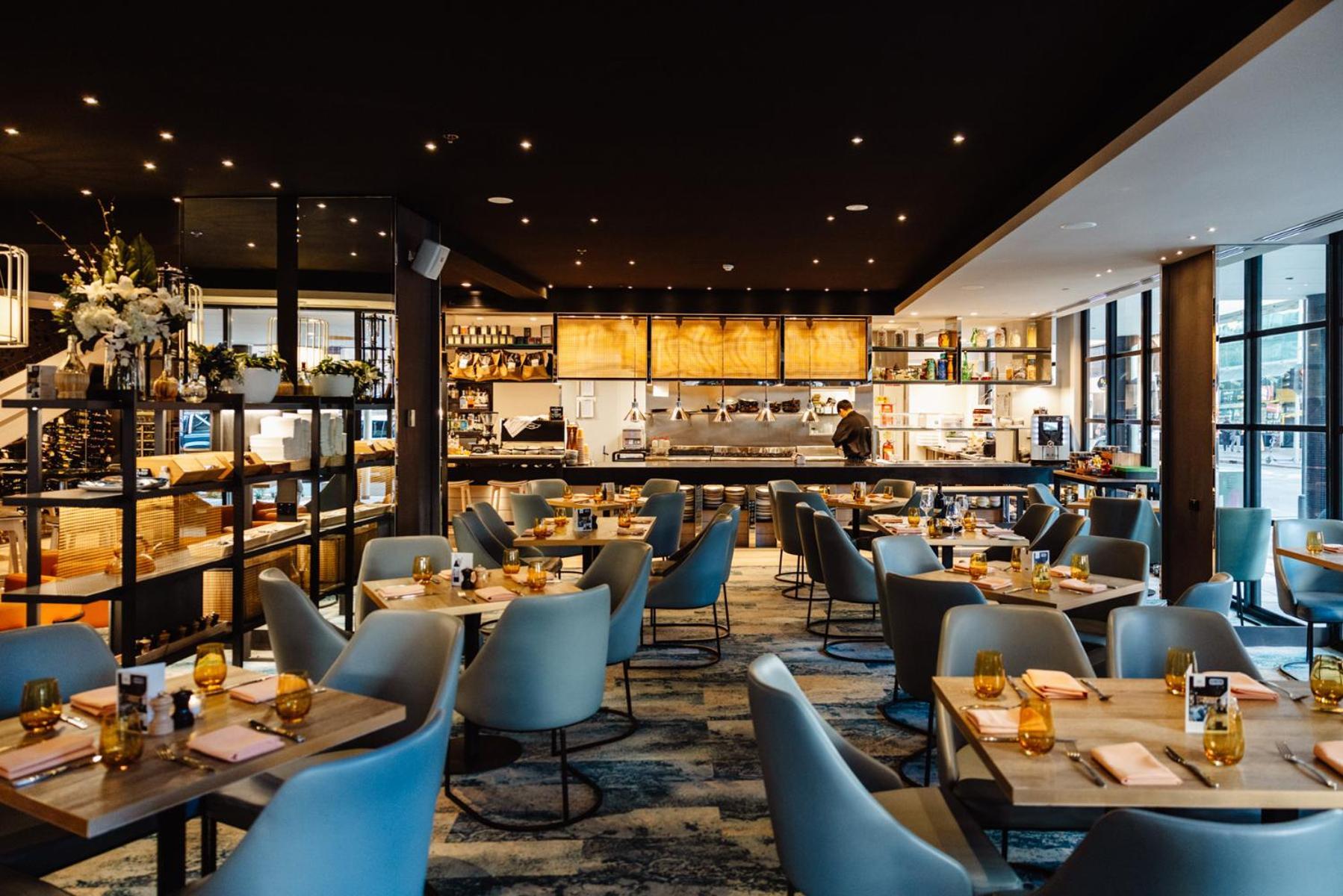 Peppers Waymouth Hotel Аделаїда Екстер'єр фото Restaurant
